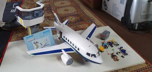 Playmobil avion et tour de contrôle 5261, Kinderen en Baby's, Speelgoed | Playmobil, Zo goed als nieuw, Complete set, Ophalen