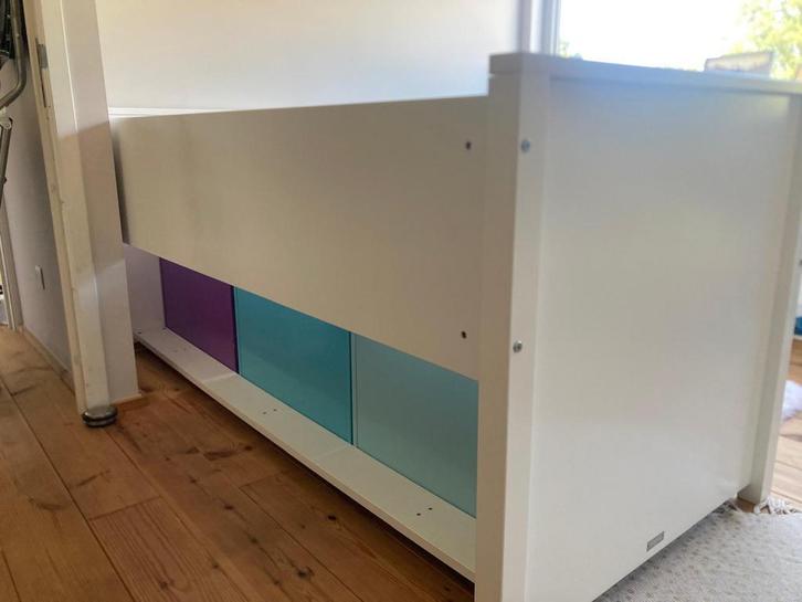 Bed + commode BOPITA - kleerkast gratis erbij indien gewenst, Kinderen en Baby's, Kinderkamer | Commodes en Kasten, Zo goed als nieuw