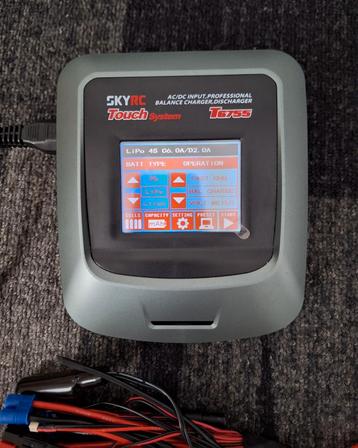 Chargeur Sky Rc T 6755, Hobby & Loisirs créatifs, Enlèvement ou Envoi, Comme neuf