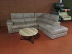 Nieuw stoffen hoeksalon met 1 elektrische relax 2390 euro., Ophalen, Stof