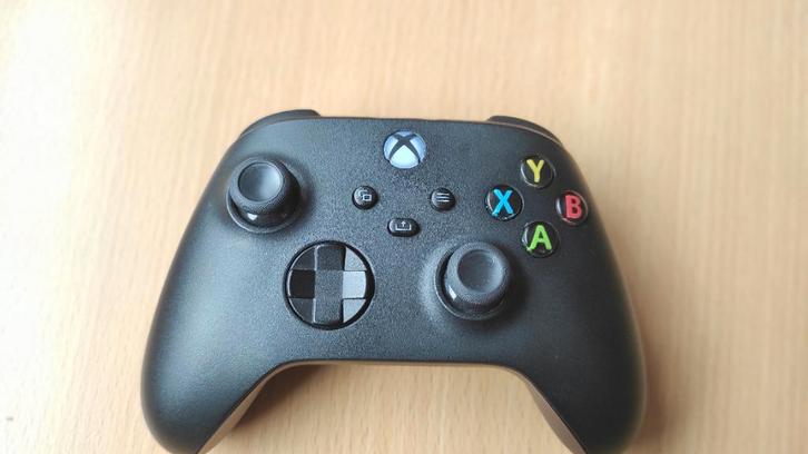 Xbox Series X 1TB black + games, Games en Spelcomputers, Spelcomputers | Xbox Series X en S, Zo goed als nieuw, Xbox Series X