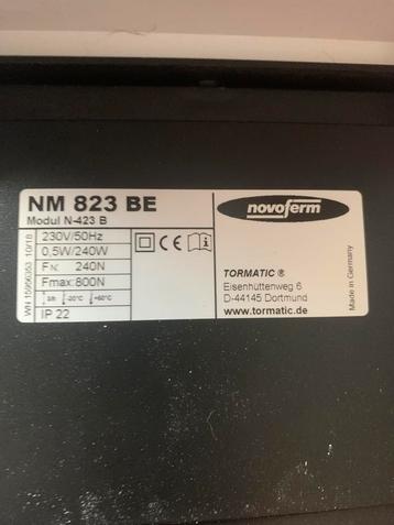 Motor Novoferm garagepoort beschikbaar voor biedingen