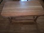 Petite Table en bois – très solide, Enlèvement ou Envoi