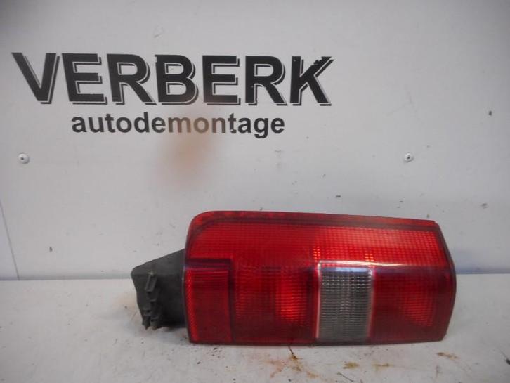 ACHTERLICHT LINKS ONDER V70 (GW / LW / LZ) (volvo3312318), Auto-onderdelen, Verlichting, Volvo, Gebruikt