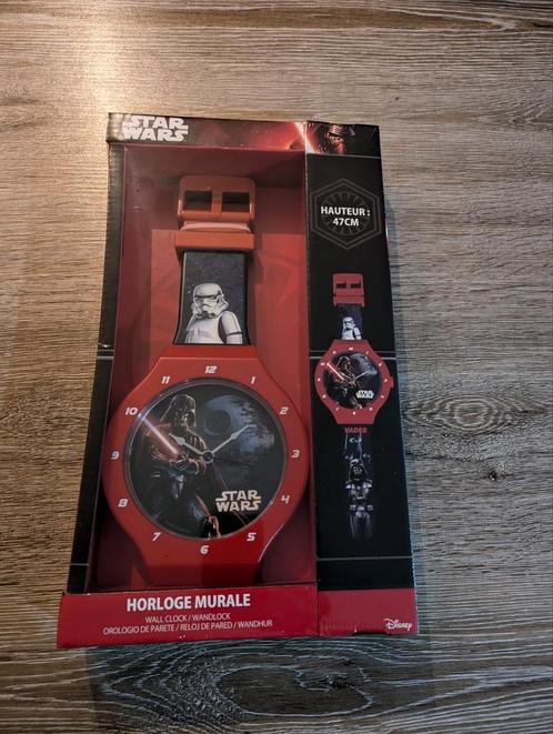 Horloge murale Disney Star Wars, Bijoux, Sacs & Beauté, Montres | Enfants, Neuf, Enlèvement ou Envoi