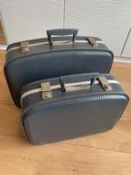 Set van 2 vintage grijze koffers, Handtassen en Accessoires, Koffers, Zo goed als nieuw