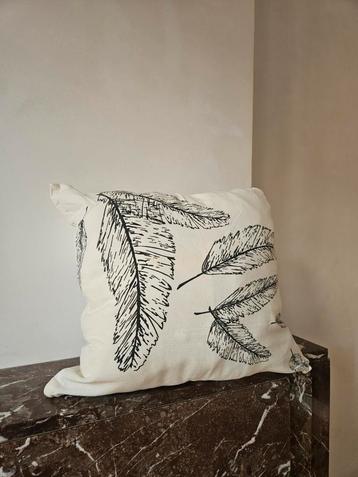 kussensloop sierkussen  beschikbaar voor biedingen