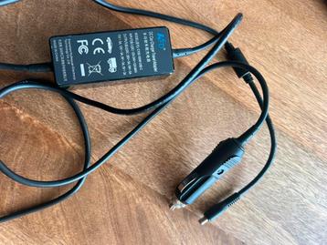 Reis / auto oplader USB-C beschikbaar voor biedingen