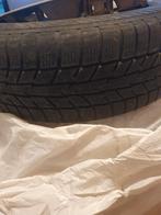jantes tole Peugeot 208 + pneus hiver, Auto-onderdelen, Banden en Velgen, Ophalen, Gebruikt, 15 inch, Band(en)