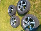 Volvo xc 60 R desing  velgen18d . 235 60 R18 zomerbanden, Auto-onderdelen, Banden en Velgen, Ophalen, Band(en)