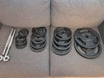 Set Taurus halterschijven + Halterstangen 30mm, Sport en Fitness, Fitnessmaterialen, Ophalen, Halterschijven