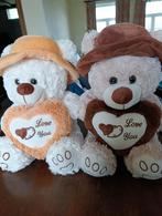 2 doux câlins avec Love You, quelque chose pour la Saint-Val, Enfants & Bébés, Jouets | Peluches, Enlèvement