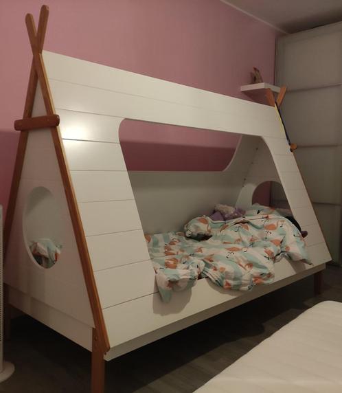 Wigwam bed, Kinderen en Baby's, Kinderkamer | Bedden, Zo goed als nieuw, Matras, Ophalen