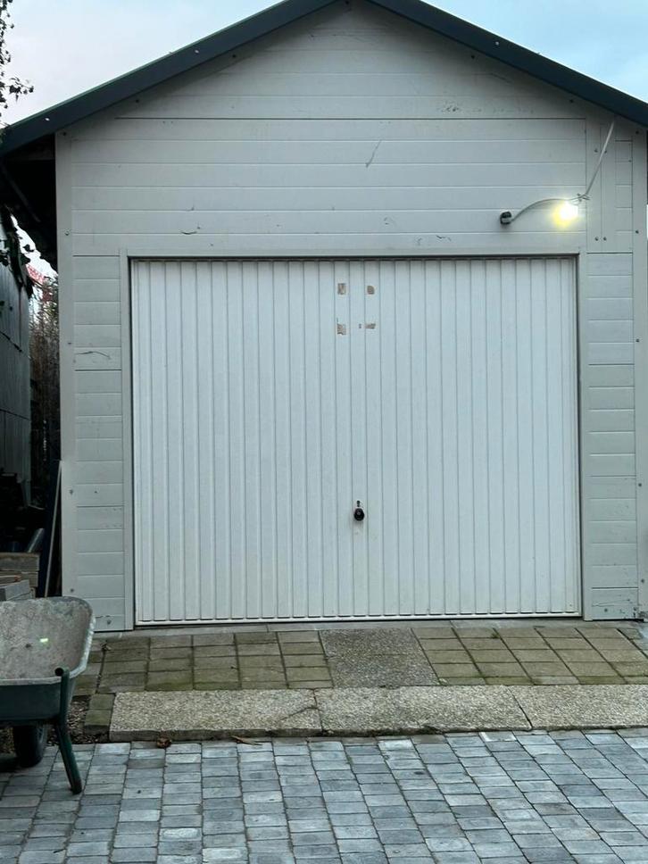 Roeselare : kleine loods te huur, Auto diversen, Autostaanplaatsen en Garages