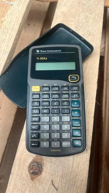 Wetenschappelijke rekenmachine Texas Instruments TI-30Xa beschikbaar voor biedingen