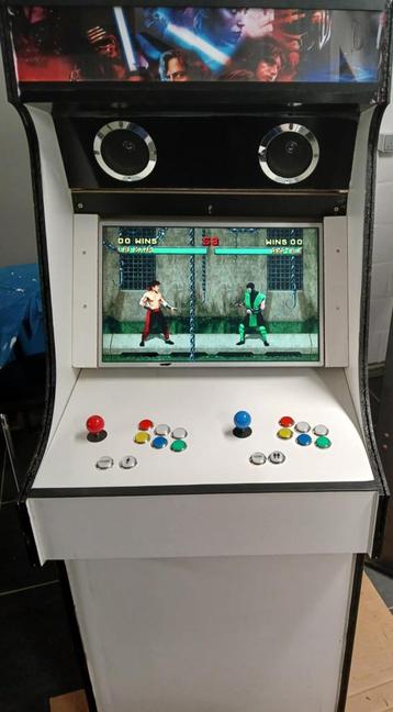 arcade star wars kast  met 20inch scherm! + 8800 games 2 pla beschikbaar voor biedingen