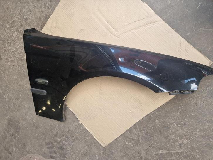 Zijscherm rechts voor BMW E46 compact, Auto-onderdelen, Carrosserie, Spatbord, BMW, Gebruikt, Ophalen of Verzenden