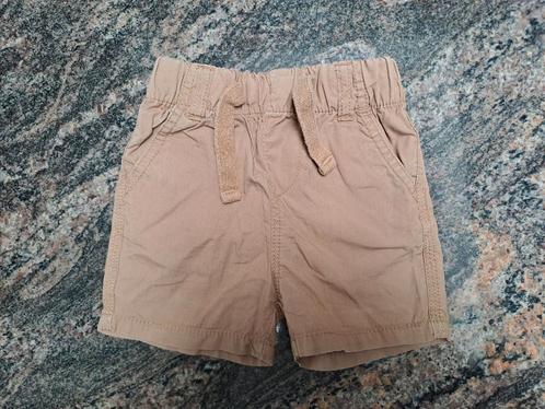 Mt 86 Bruine short, Kinderen en Baby's, Babykleding | Maat 86, Gebruikt, Jongetje, Broekje, Ophalen of Verzenden