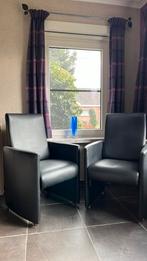 2 zwarte leder clubs op wieltjes, Huis en Inrichting, Fauteuils, Ophalen, Gebruikt