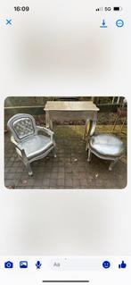 Ensemble une console sa chaise et son pouf, Enlèvement, Comme neuf