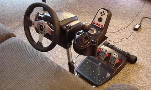 Logitech G25 stuurwiel/pedalboard/versnellingspook, Games en Spelcomputers, Spelcomputers | Xbox | Accessoires, Zo goed als nieuw