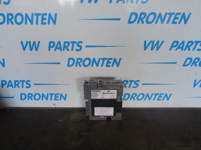 Telefoon Module van een Volkswagen Phaeton, Auto-onderdelen, Elektronica en Kabels, Volkswagen, Gebruikt, 3 maanden garantie, Ophalen of Verzenden
