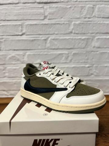 Nike Air Jordan  1 Low Travis Scott Olive EU 39 beschikbaar voor biedingen