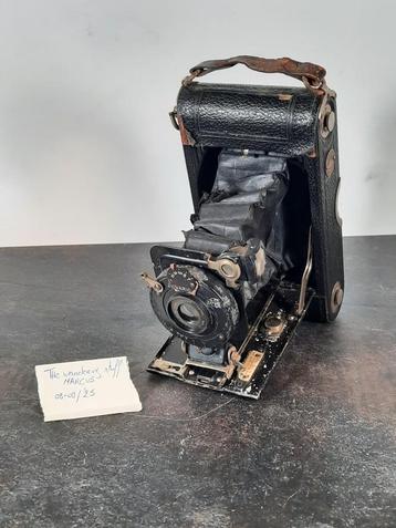 Ihagee camera (als sierstuk of voor onderdelen)  beschikbaar voor biedingen