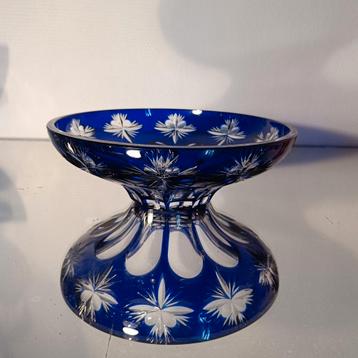 Blauwe schaal - kristalglas beschikbaar voor biedingen