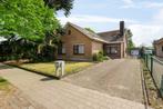 Vrijstaande villa met een grote zonnige tuin in Brasschaat, Immo, 329 kWh/m²/jaar, Brasschaat, 135 m², 500 tot 1000 m²