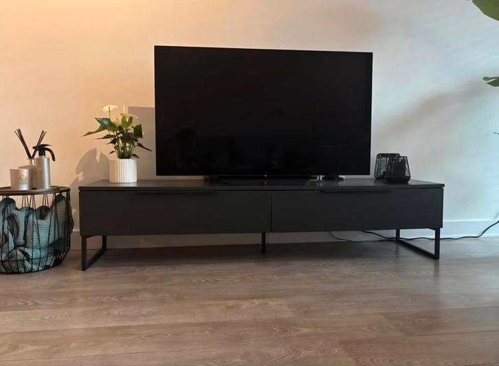 Tv meubel Malaga Leenbakker zwart/antraciet 190x43x48., Huis en Inrichting, Stoffering | Gordijnen en Lamellen, Zo goed als nieuw