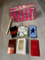 Nieuw make up tasje met staaltjes parfum, Handtassen en Accessoires, Uiterlijk | Parfum, Ophalen of Verzenden, Nieuw
