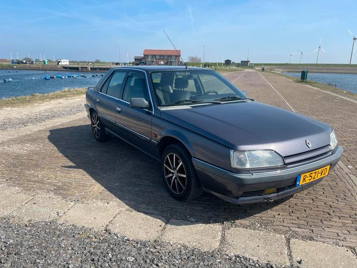 Renault 25 Turbodiesel DX uit 1991 in zeer goede staat, Auto's, Oldtimers, Particulier, Alarm, Centrale vergrendeling, Elektrische ramen