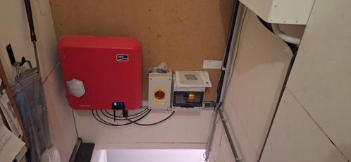 Omvormer sma, Doe-het-zelf en Bouw, Zonnepanelen en Toebehoren, Gebruikt, Ophalen