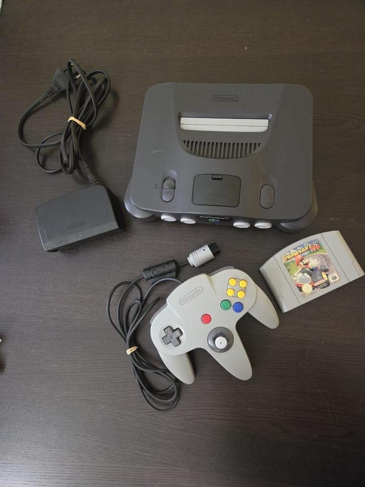 Nintendo 64, Games en Spelcomputers, Spelcomputers | Nintendo 64, Gebruikt, Met 1 controller, Met games, Ophalen of Verzenden