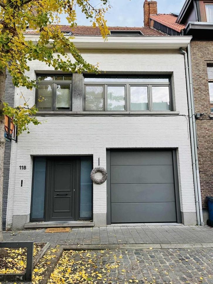 Instapklare woning 5 slaapkamers, Immo, Huizen en Appartementen te koop, Antwerpen (stad), 200 tot 500 m², Tussenwoning, Verkoop zonder makelaar