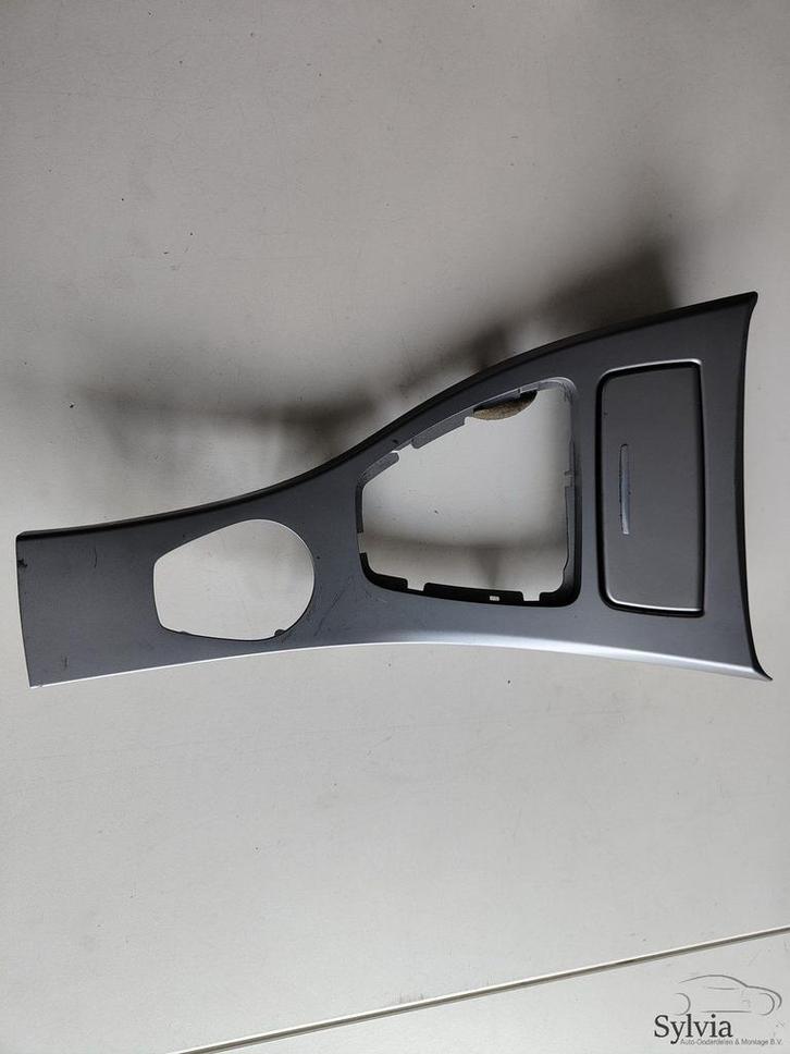 Middenconsole afdekking Titan BMW 3 serie E9x, Autos : Pièces & Accessoires, Tableau de bord & Interrupteurs, BMW, Utilisé, Enlèvement ou Envoi