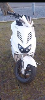 Yamaha aerox, Fietsen en Brommers, Ophalen of Verzenden, Aerox