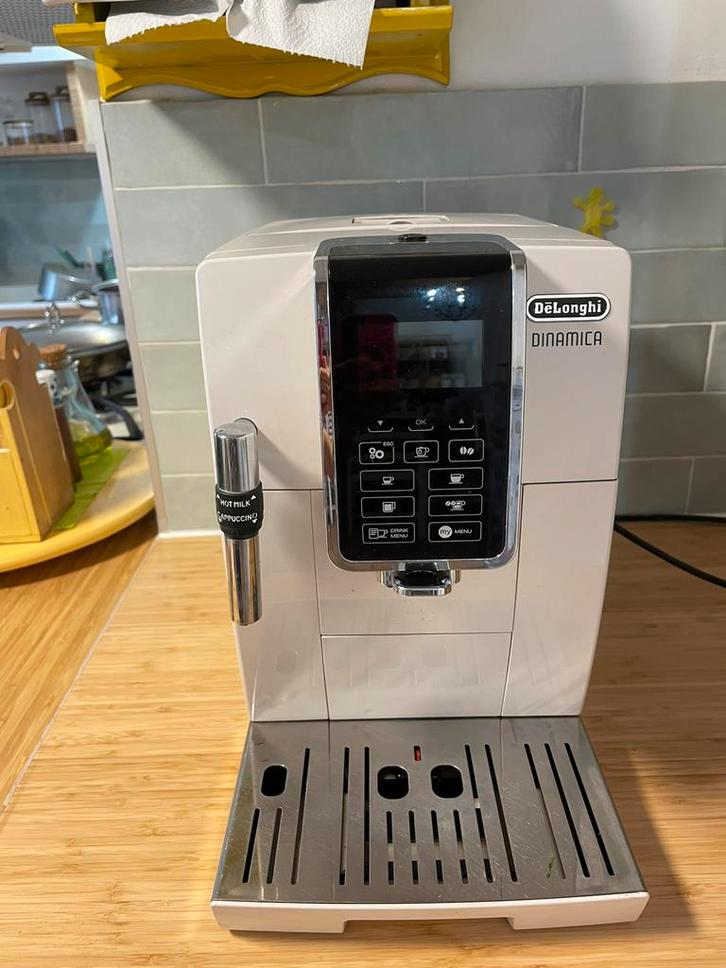 Cafetière Delonghi Dinamica, Electroménager, Cafetières, Utilisé, Café moulu, Café en grains, Cafetière, Réservoir d'eau amovible