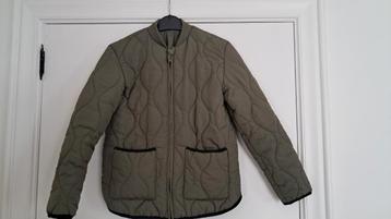 Winterjas 146 152 beschikbaar voor biedingen