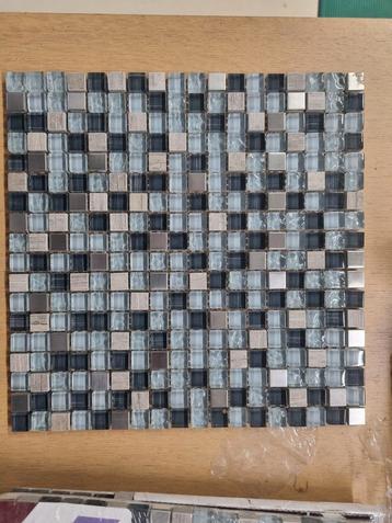 Carrelage pour frises ou déco beschikbaar voor biedingen