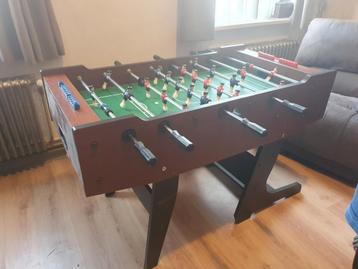 Voetbal tafel disponible aux enchères