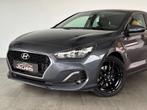 Hyundai i30 FASTBACK 1.0TGDi-SPORT-GPS-CARPLAY-CAMERA-JANTES, Argent ou Gris, Achat, 998 cm³, Euro 6
