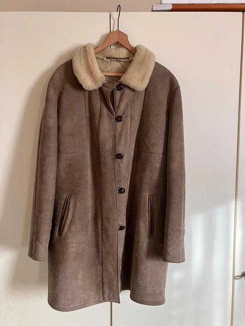 Damesmantel in leder, suède. Merk: Bayla, Kleding | Dames, Jassen | Winter, Gedragen, Maat 42/44 (L), Bruin, Ophalen of Verzenden