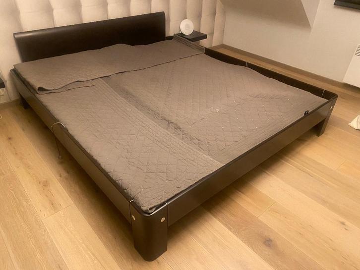 AUPING Auronde 180200 bedframe — Wenge massief hout —, Huis en Inrichting, Slaapkamer | Bedden, Zo goed als nieuw, Tweepersoons