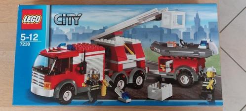 Lego City: Brandweer Ladderwagen + reddingsboot (7239), Kinderen en Baby's, Speelgoed | Duplo en Lego, Zo goed als nieuw, Lego