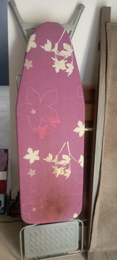 Centrale vapeur DOMENA et planche à repasser, Electroménager, Fers à repasser & Planches à repasser, Utilisé, Fer à repasser avec cordon