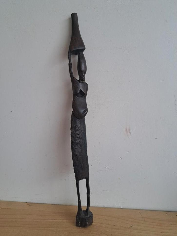 Statue en bois vintage sculptée à la main au Kenya. Figurine, Kleding | Dames, Riemen en Ceinturen, Zo goed als nieuw, Ophalen of Verzenden
