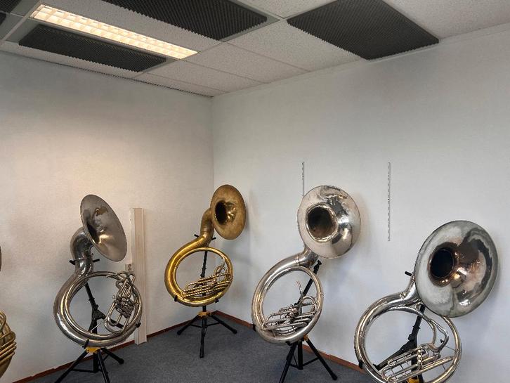 Wij hebben verschillende sousafoons op voorraad!, Muziek en Instrumenten, Blaasinstrumenten | Overige, Gebruikt, Koperblazer, Ophalen