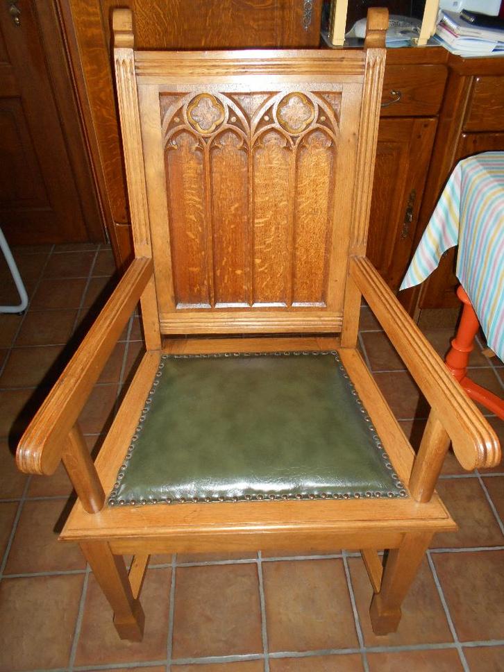 kerkstoel, Antiquités & Art, Antiquités | Objets religieux, Enlèvement